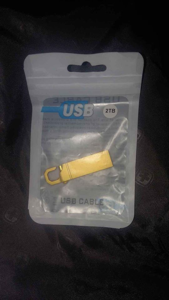 2TB USB 3.0 2TB 24 Gold Plated USB Flash Drives, a Large Capacity File Storage Drive [USB] Removable Media USB 2TB Flash Drives 2TB for Windows, Linux, Android
